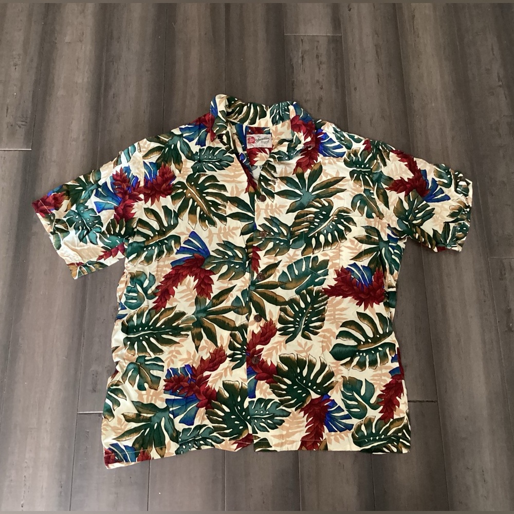 Hilo Hattie’s The Hawaiian Original Men’s Medium Hawaiian Button Down Magnum PI